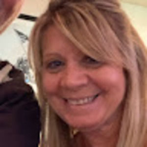 Meet your Posher, Debra